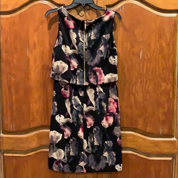 Dress - Picture 2 of 5